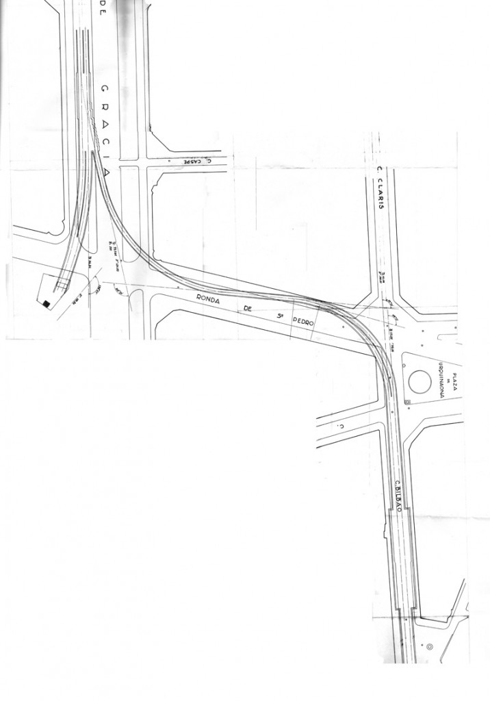 Plano de situación de la bifurcación Reforma y su desarrollo en el replanteo de agosto de 1921, cuyo trazado consiste en dos túneles de vía sencilla a distinta altura para recuperar su paralelismo y rasante poco antes de llegar a la estación "Urquinaona". Fuente: AGA.